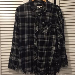 Beachlunchlounge plaid button down